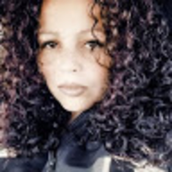 Meet your Posher, Annye - Picture 1 of 1